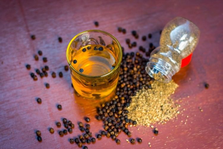 گیاه خشک فلفل سیاه